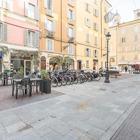 Raffinato Apt Vicino A Piazza Garibaldi X5 Parma Exterior photo